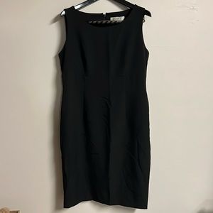 Kasper black fitted dress, no size tag measurements in caption